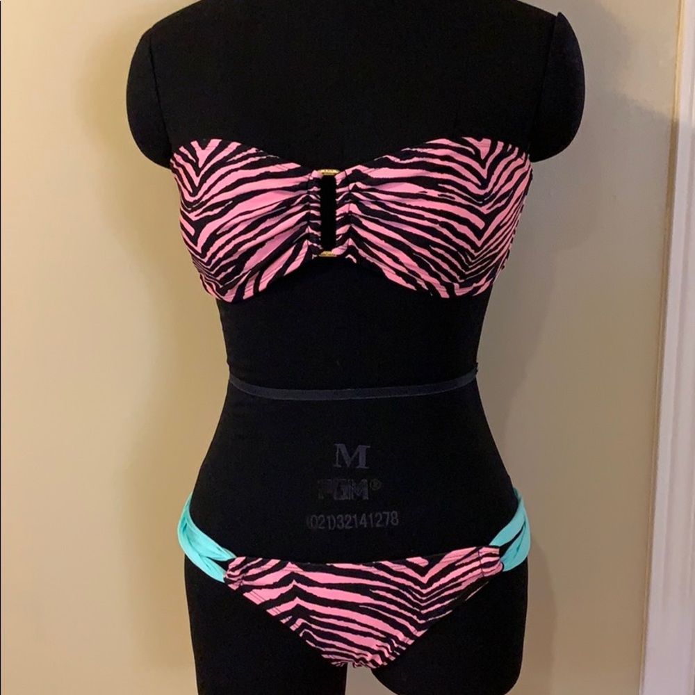 ⭐️3/$20⭐️ NWOT Ardene Bikini Set M/L